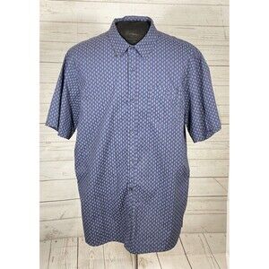 Voyager Navy Short Sleeve Button Up Collared Shirt Men’s XL